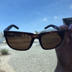 I Wear Sunglasses