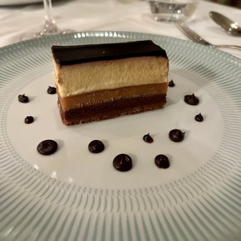 Dry Creek Kitchen - Chocolate Peanut Butter Bar - New American Near Me - Healdsburg, California Dry Creek Kitchen - Chocolate Peanut Butter Bar - New American Near Me - Healdsburg, California