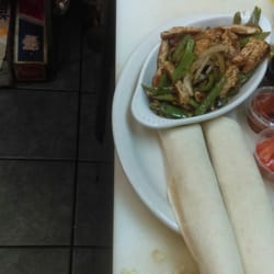 Duran's Restaurant & Lounge - Fajitas
