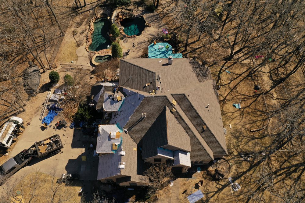 Slide of M & D Roofing and Construction