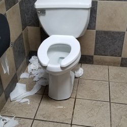 Montgomery Mall Shell
