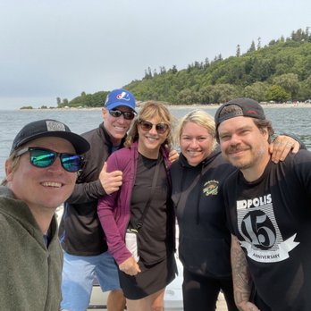 Six Bridges Seattle - Happy Captain, happy passengers!! - Boat Tours Near Me Six Bridges Seattle - Happy Captain, happy passengers!! - Boat Tours Near Me