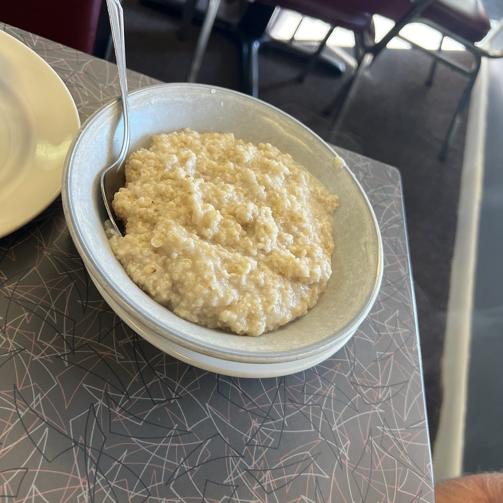 Sticky Bun Cafe - Oatmeal - American Near Me - Yeagertown, Pennsylvania Sticky Bun Cafe - Oatmeal - American Near Me - Yeagertown, Pennsylvania