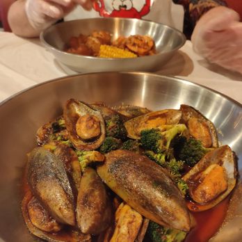 Seafood Party - Mussels and brocs for me and boiled shrimps with corn, sausages, and potatoes for the husband - Seafood Near Me - Oklahoma City, Oklahoma Seafood Party - Mussels and brocs for me and boiled shrimps with corn, sausages, and potatoes for the husband - Seafood Near Me - Oklahoma City, Oklahoma