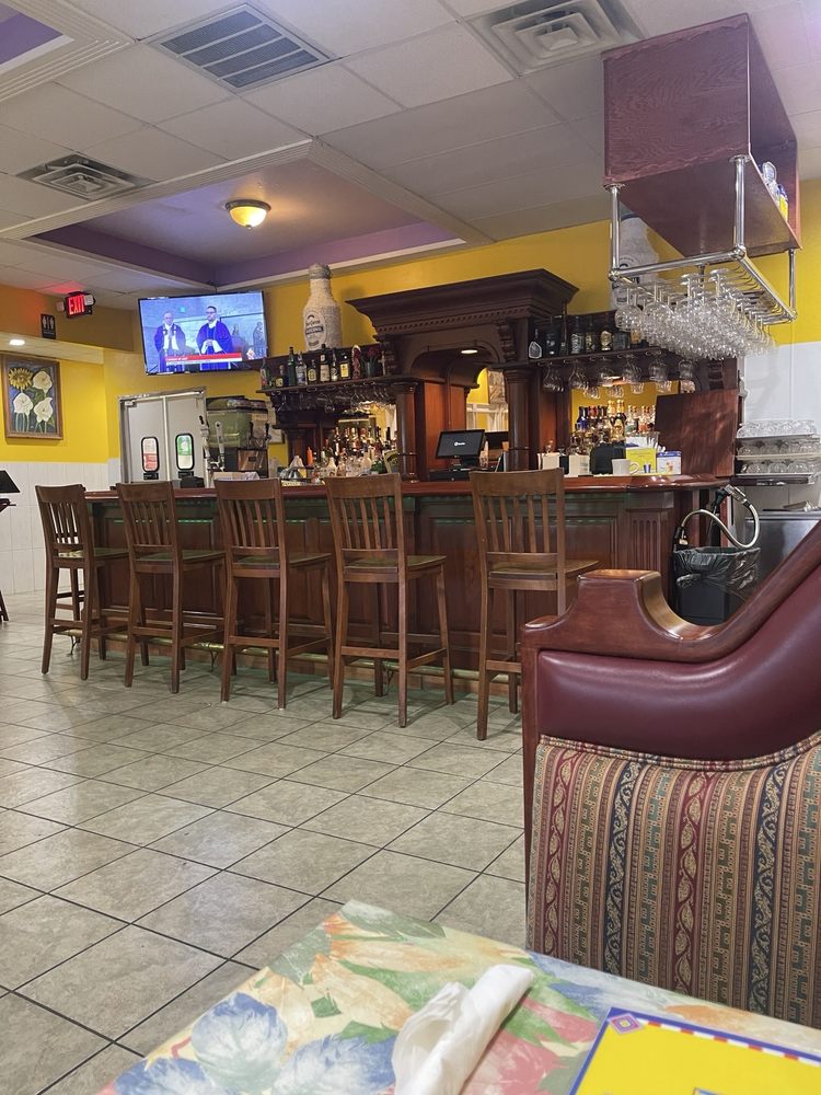Las Palmas Mexican Restaurant & Bar