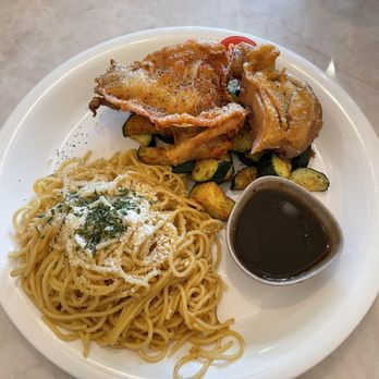 Soup Shop - Garlic Noodles with Crispy Chicken - Vietnamese Near Me - Irvine, California Soup Shop - Garlic Noodles with Crispy Chicken - Vietnamese Near Me - Irvine, California