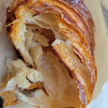 Tartine - Scrumptious crispy flaky croissant needs no filling - Bakeries Near Me - Los Angeles, California Tartine - Scrumptious crispy flaky croissant needs no filling - Bakeries Near Me - Los Angeles, California