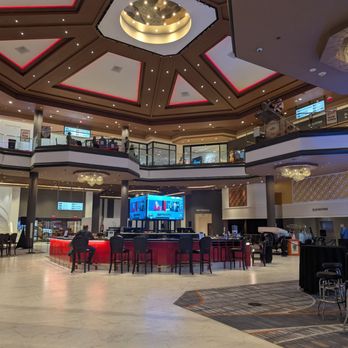 Ahern Hotel - The rotunda has a bar that opens early in the evening - Hotels Near Me - Las Vegas, Nevada Ahern Hotel - The rotunda has a bar that opens early in the evening - Hotels Near Me - Las Vegas, Nevada
