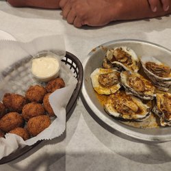 J&C Crab - Steamed garlic oysters and Fried hush puppies