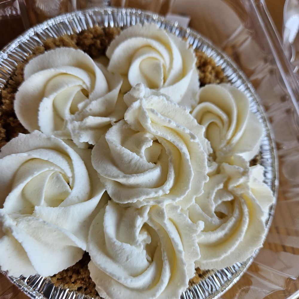 Miller's Smokehouse - Key Lime Pie - Barbeque Near Me - Belton, Texas Miller's Smokehouse - Key Lime Pie - Barbeque Near Me - Belton, Texas