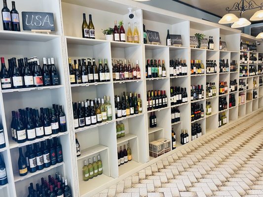 Graham Fine Wines & Spirits by null