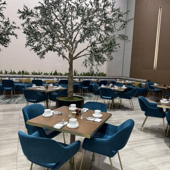 Courtyard Midtown West - Restaurant and Bar in Hotel - Hotels Near Me - New York, New York Courtyard Midtown West - Restaurant and Bar in Hotel - Hotels Near Me - New York, New York