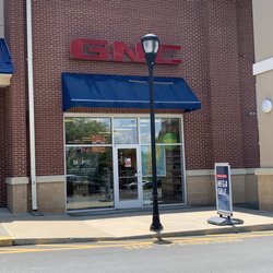 GNC - Store front