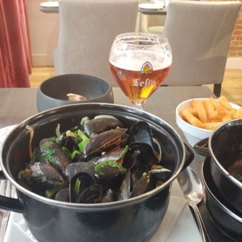 Le Marmiton - Moules marinières - French Near Me - Brussels, BRU Le Marmiton - Moules marinières - French Near Me - Brussels, BRU