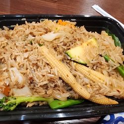 Pimmy's - Spicy basil fried rice