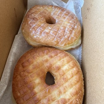 Oliboli Donuts - Meyer Lemon Glazed and No Glaze - Donuts Near Me - Tustin, California