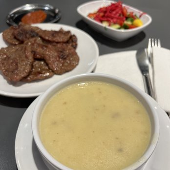 Köfteci Yusuf - Et Suyu Çorbası + 1,5 Porsiyon Köfte + İkram Salata ve Sos - Meatballs Near Me - Istanbul, 34 Köfteci Yusuf - Et Suyu Çorbası + 1,5 Porsiyon Köfte + İkram Salata ve Sos - Meatballs Near Me - Istanbul, 34