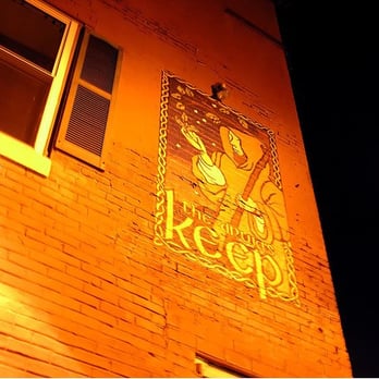 The Druid's Keep - a dragon on the side of a building - Bars Near Me - Philadelphia, Pennsylvania