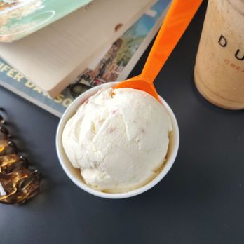 Dumont Creamery and cafe - Murder in the Snow: white chocolate with strawberry pieces - Bubble Tea Near Me - Chesterfield, Missouri Dumont Creamery and cafe - Murder in the Snow: white chocolate with strawberry pieces - Bubble Tea Near Me - Chesterfield, Missouri