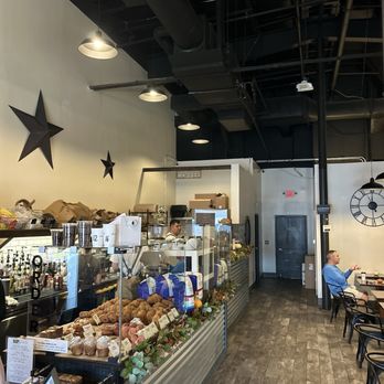 Bruno's Cafe - Inside - Coffee & Tea Near Me - Unionville, Connecticut