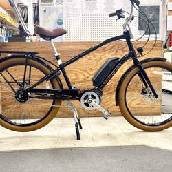 Lowcountry Bicycles - Pedal-assisted e-bikes such as the Electra Townie-Go 5i.