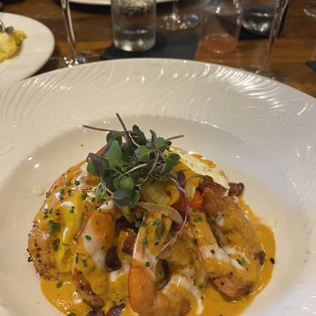 Soco Thornton Park - bacon egg and cheese shrimp and grits - Southern Near Me - Orlando, Florida