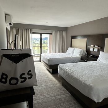 Hampton Inn & Suites Napa - Hotels Near Me - Napa, California Hampton Inn & Suites Napa - Hotels Near Me - Napa, California