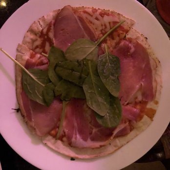 Casa Chica - PIZZETA IBERICA: Salsa pomodoro, queso mozzarella, jamon serrano, espicana, y aceite de oliva - Bars Near Me - Mérida, YUC Casa Chica - PIZZETA IBERICA: Salsa pomodoro, queso mozzarella, jamon serrano, espicana, y aceite de oliva - Bars Near Me - Mérida, YUC