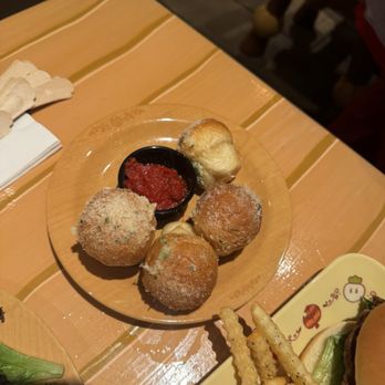 Toadstool Cafe - Garlic mushroom bread knotts - Cafes Near Me - Universal City, California