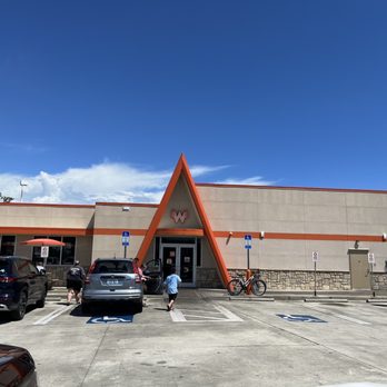 Whataburger - Exterior - Fast Food Near Me - Panama City Beach, Florida