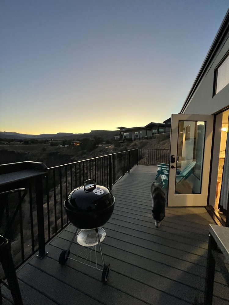 THE DWELLINGS Updated September 2024 28 Photos & 11 Reviews 452 S