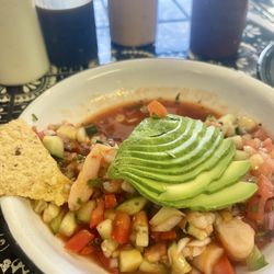 La Cruda Seafood