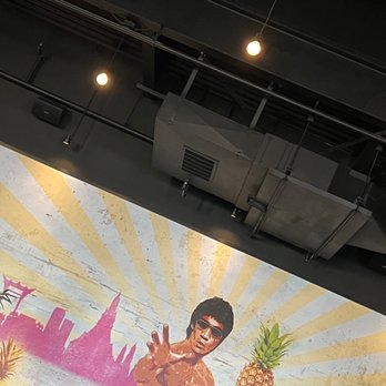 Pineapple Thai - Love Bruce Lee - Thai Near Me - Cupertino, California