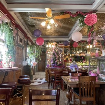 Granlund's Restaurant - So cute! - New American Near Me - Yucaipa, California Granlund's Restaurant - So cute! - New American Near Me - Yucaipa, California