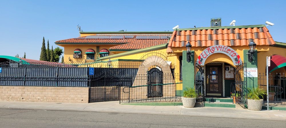El Novillero