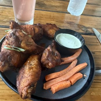 Tidal Creek Brewhouse - Buffalo wings - Breweries Near Me - Myrtle Beach, South Carolina Tidal Creek Brewhouse - Buffalo wings - Breweries Near Me - Myrtle Beach, South Carolina
