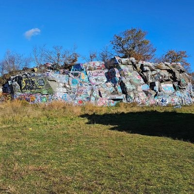 Quincy Quarries Reservation by null
