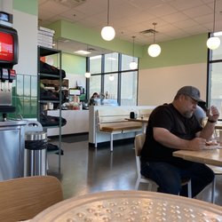 Mici Italian - Inside.