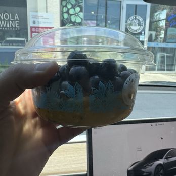 Playa Bowls - Skimpy bowl - Coffee & Tea Near Me - New Orleans, Louisiana Playa Bowls - Skimpy bowl - Coffee & Tea Near Me - New Orleans, Louisiana