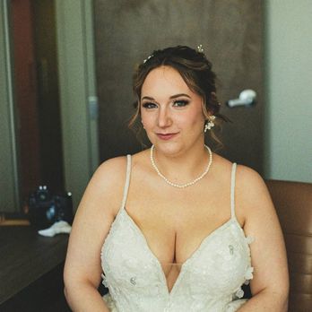 Aglow Beauty by Trish - Professional bridal makeup photos - Makeup Artists Near Me - Springfield, Illinois