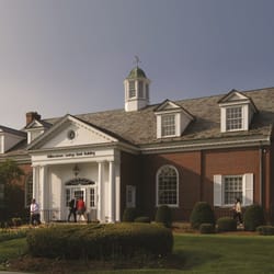 MountainOne Investments - MountainOne Bank's Williamstown location, right across from Williams College