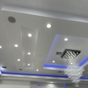 Nails 2000 & Spa - Vibe - Nail Salons Near Me - Dallas, Texas
