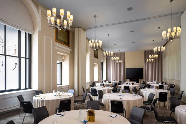 Hotel Washington by null