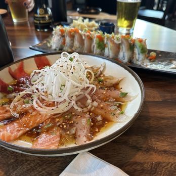 Go Fish Sushi Bar - Mixed sashimi - Japanese Near Me - Thousand Oaks, California