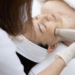 Vivid Health & Beauty - Plasma Sono