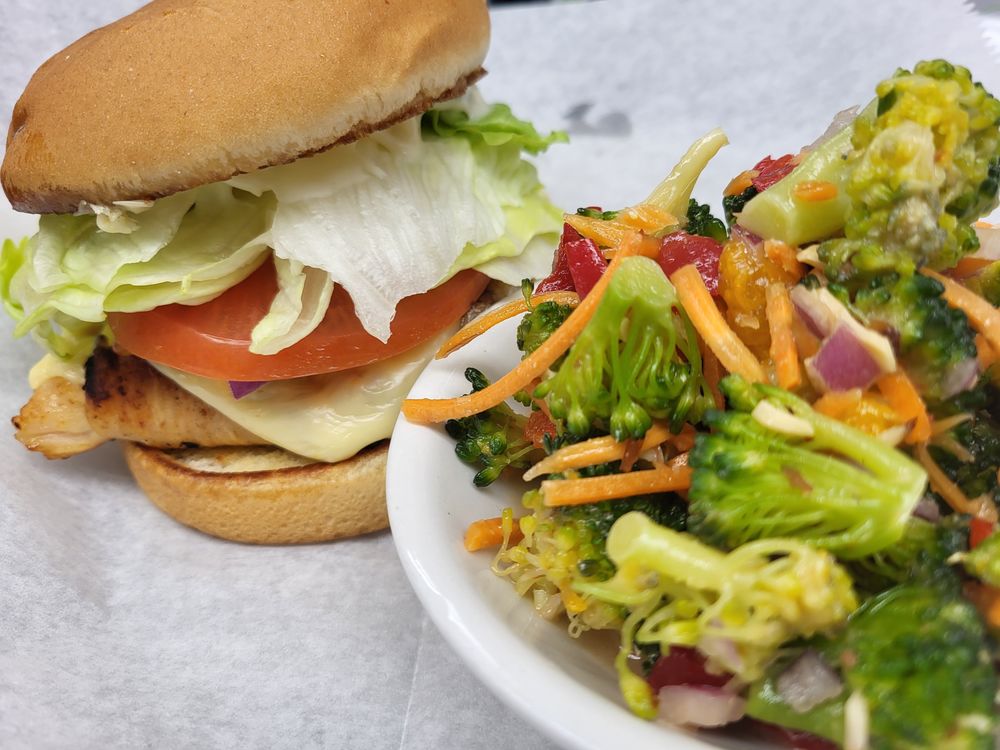 ROCK CREEK CAFE Updated September 2024 101 E 8th St, Overbrook