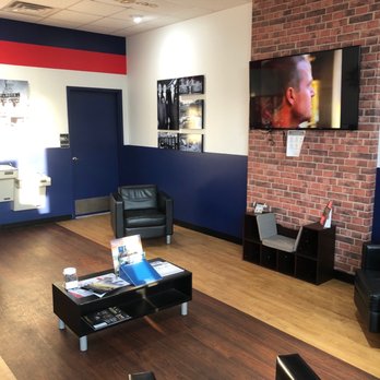 Pep Boys - Waiting area - Auto Repair Near Me - Maple Shade, New Jersey