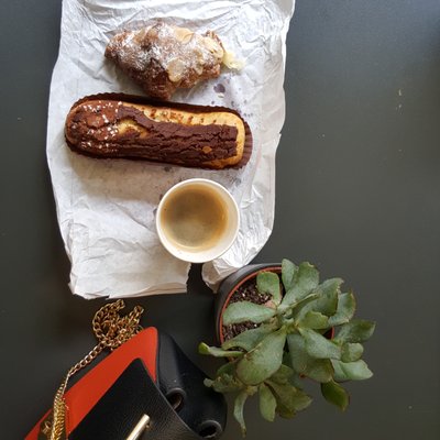 BOULANGERIE MODERNE by null