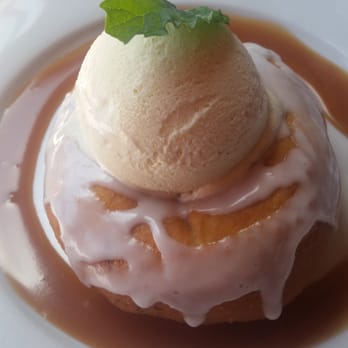 Simmzy's - Apple filled donut topped with ice cream! - American Near Me - Manhattan Beach, California Simmzy's - Apple filled donut topped with ice cream! - American Near Me - Manhattan Beach, California