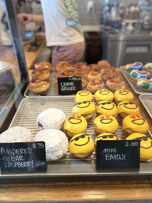 Detour Doughnuts by null